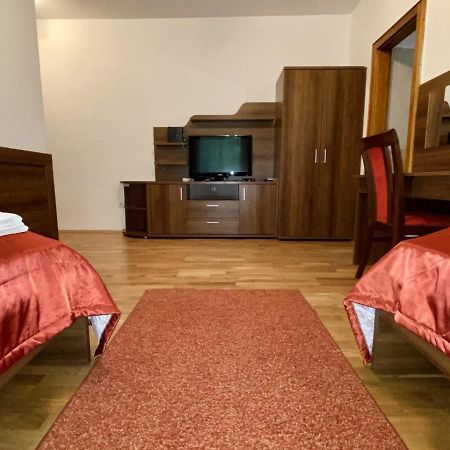 Szelcepuszta Vadaszhaz Hotel Luaran gambar