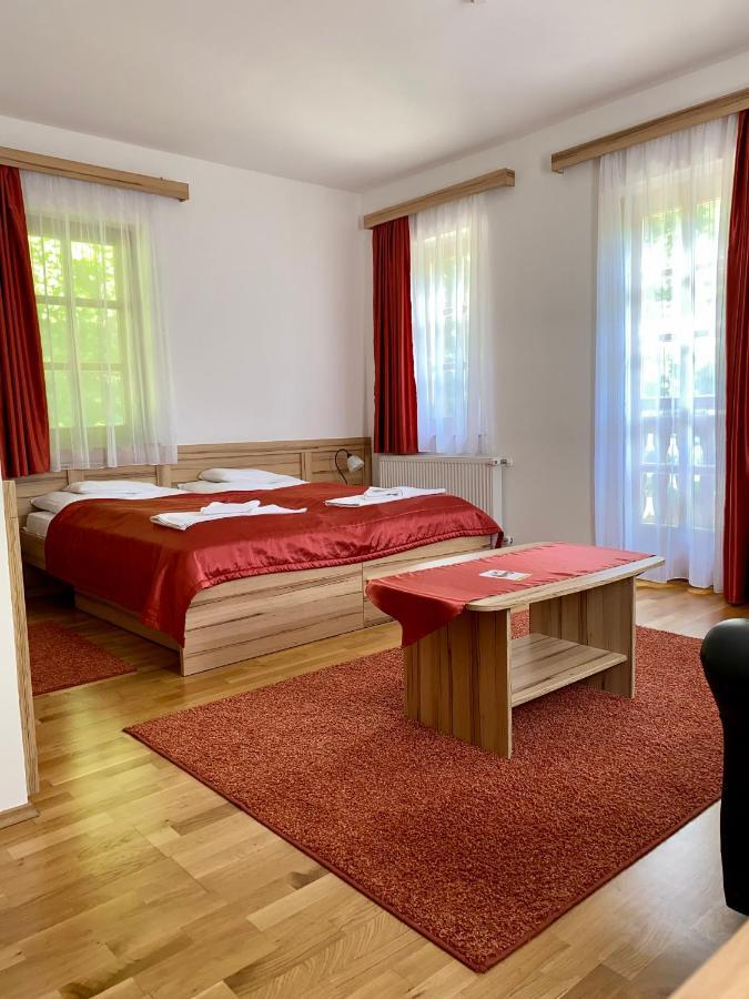 Szelcepuszta Vadaszhaz Hotel Luaran gambar